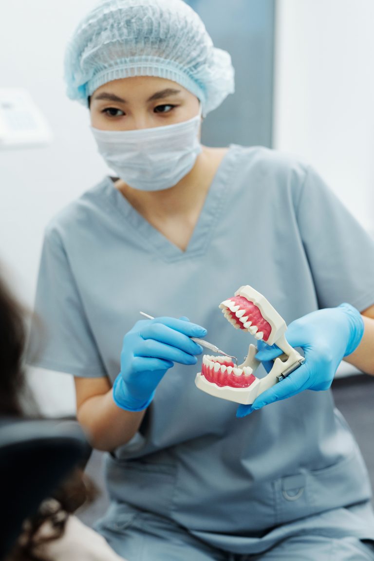 Understanding oral health related to heart disease for lifelong vitality